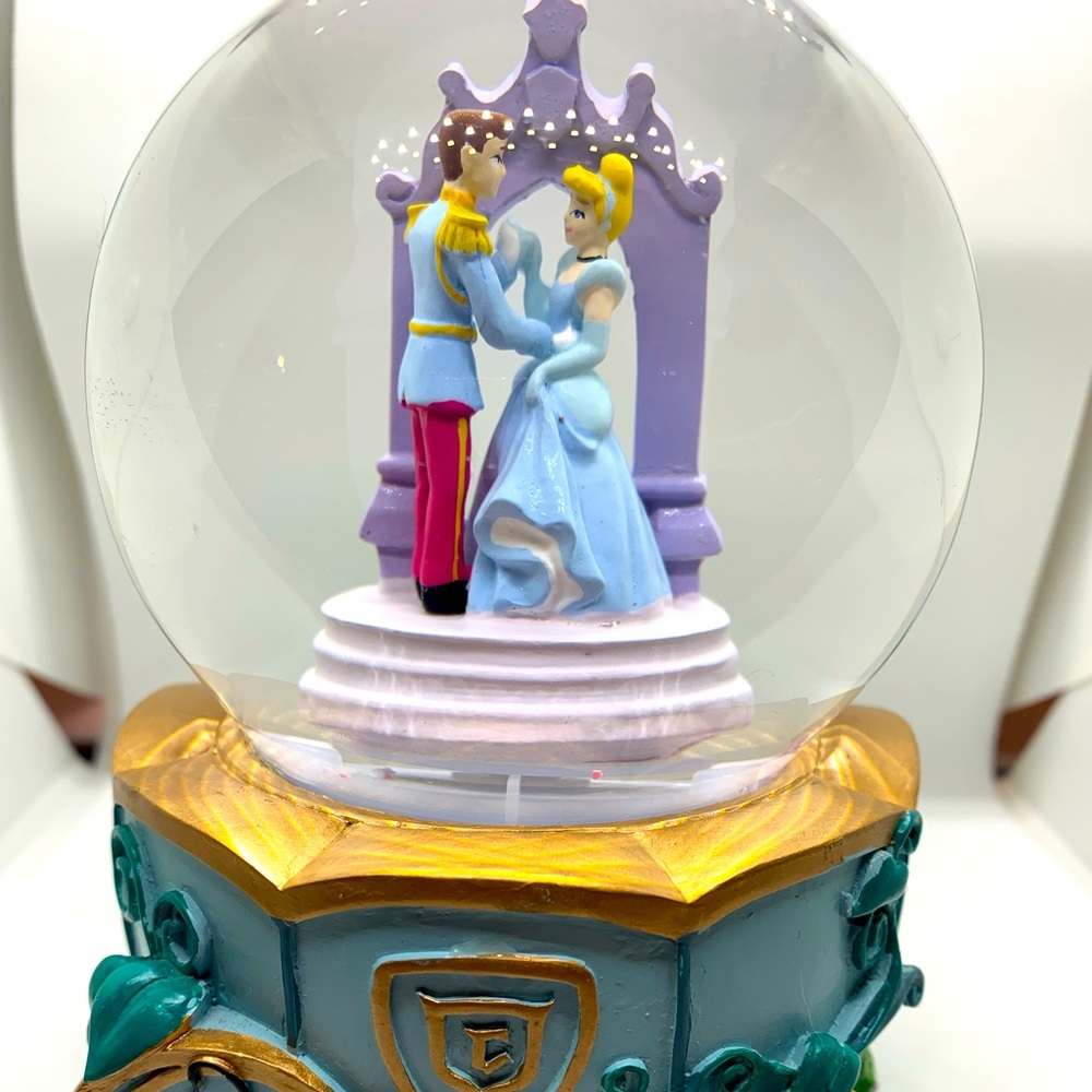 New Disney Musical Water Globe